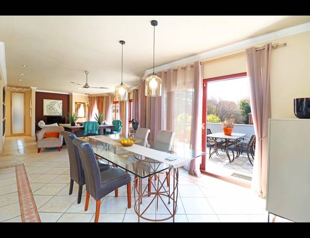 3 BEDROOM APARTMENT TO LET IN DUNKELD WEST
